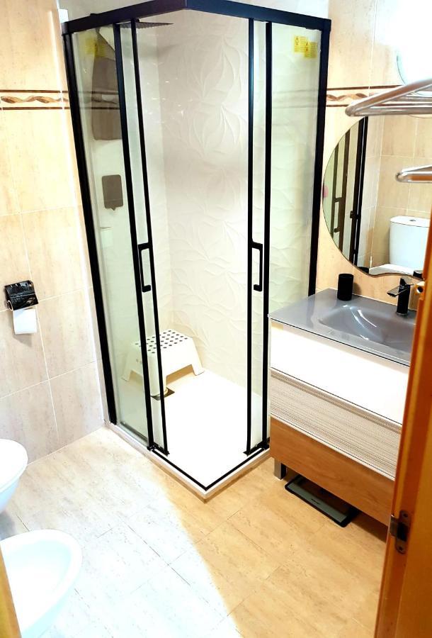 Piso Amplio De 3 Habitaciones, 2 Banos, Ascensor Y Parking 巴里亚纳 外观 照片